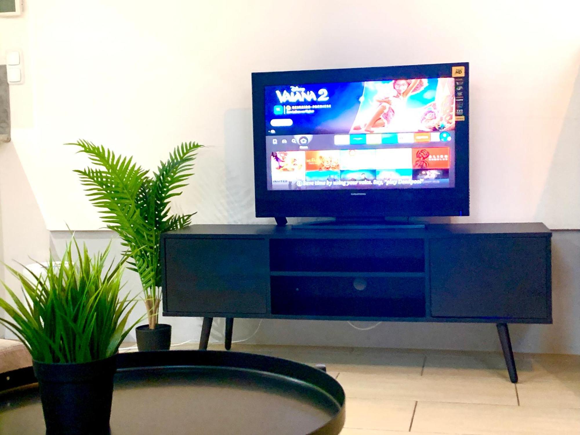 Centrally Located Apartment Vienna Included Netflix Buitenkant foto